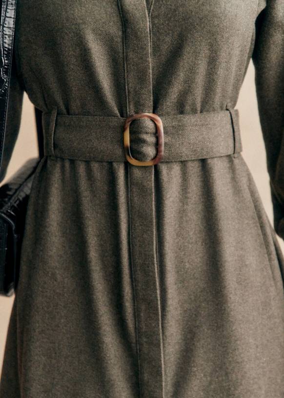 Robe Teania