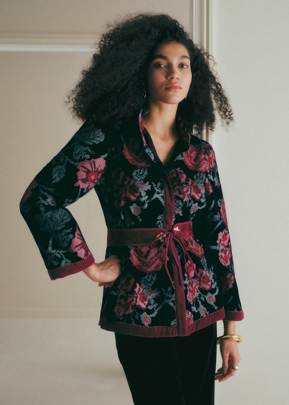 Veste Athais