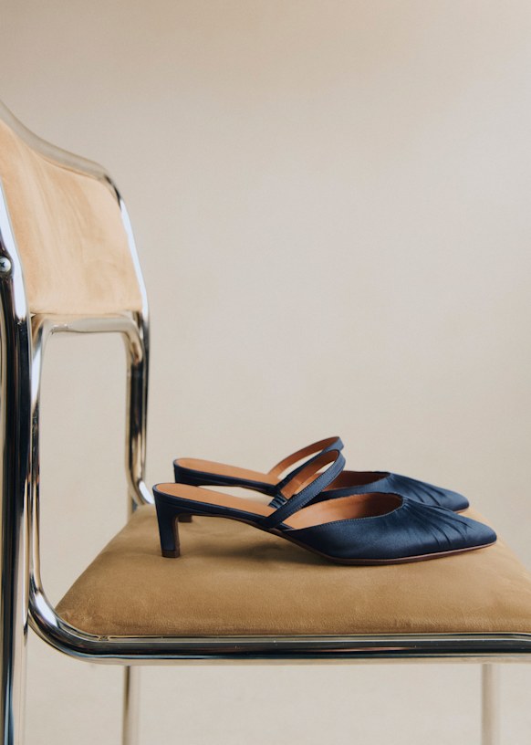 Mules Laura