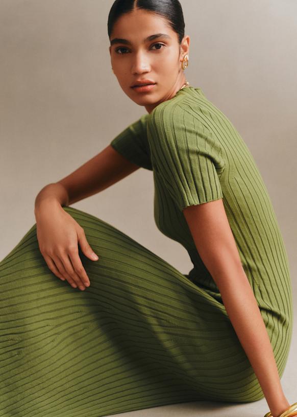 Robe Suzanna