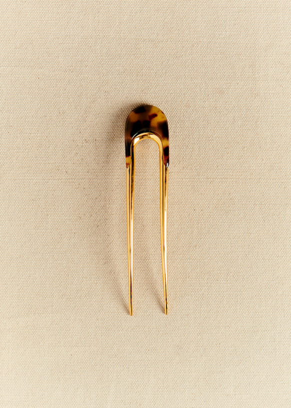Gladys's hair pin