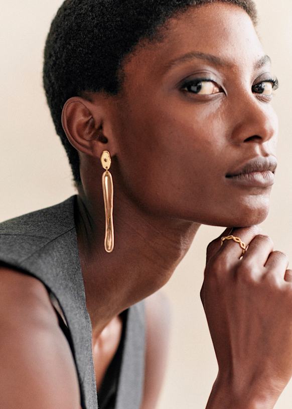 Aela Earrings