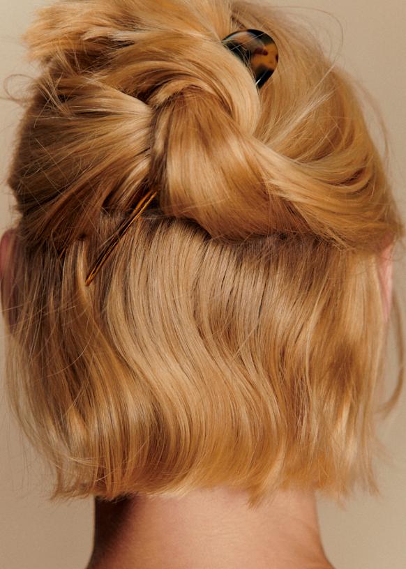 Gladys's hair pin